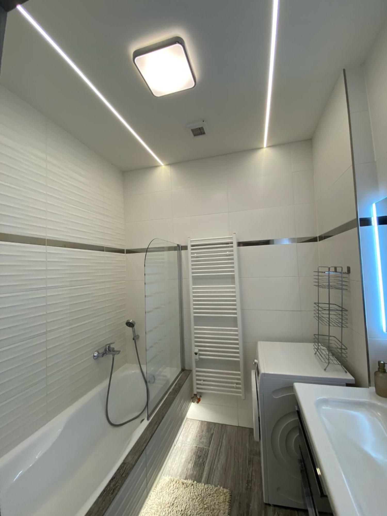 Apartman S Terasou Zvolen Bagian luar foto